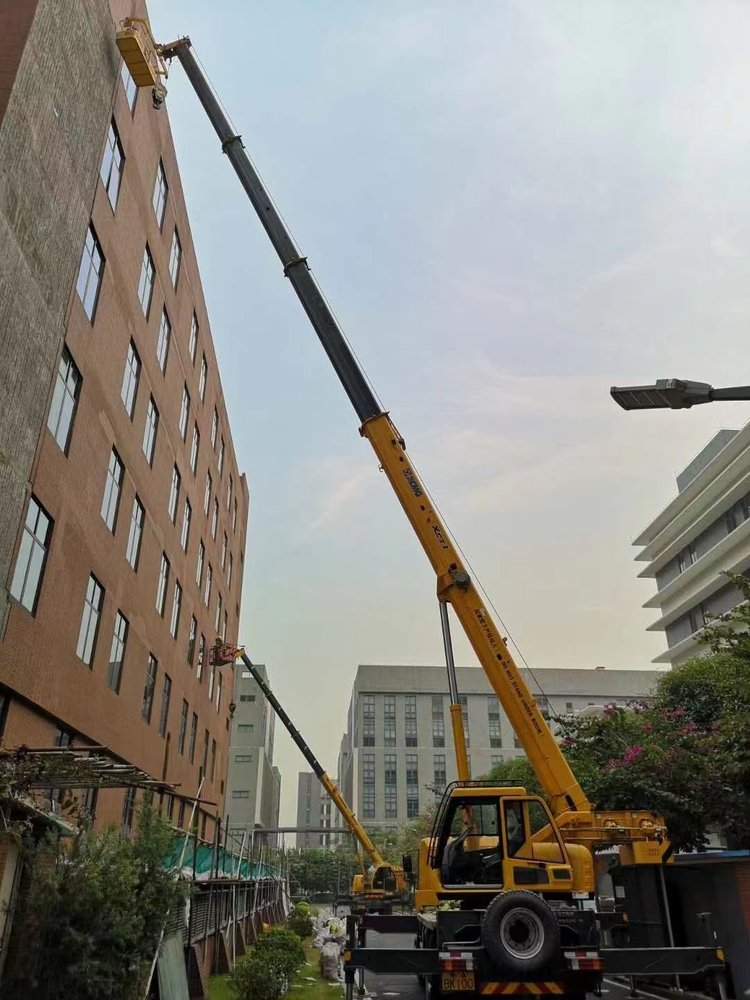 咸安汽车吊出租哪家好，选择最靠谱的服务商指南