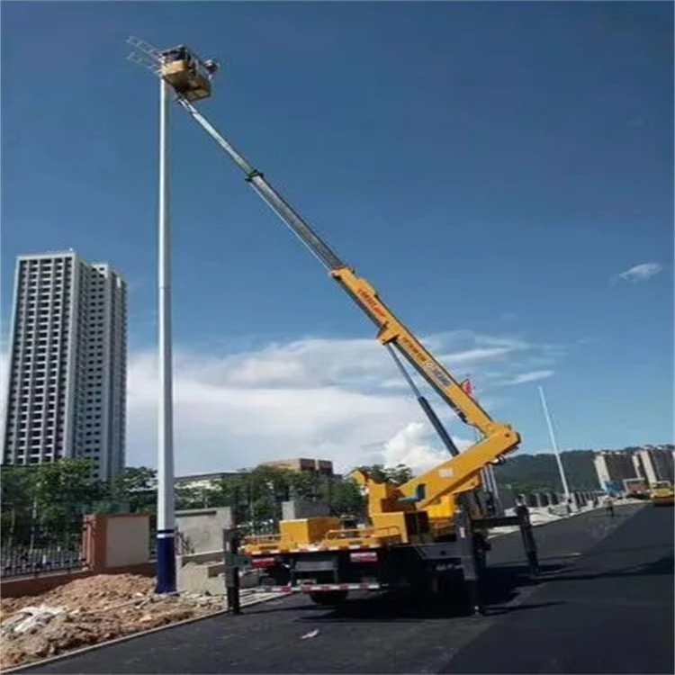 咸安维修路灯的曲臂升降车出租